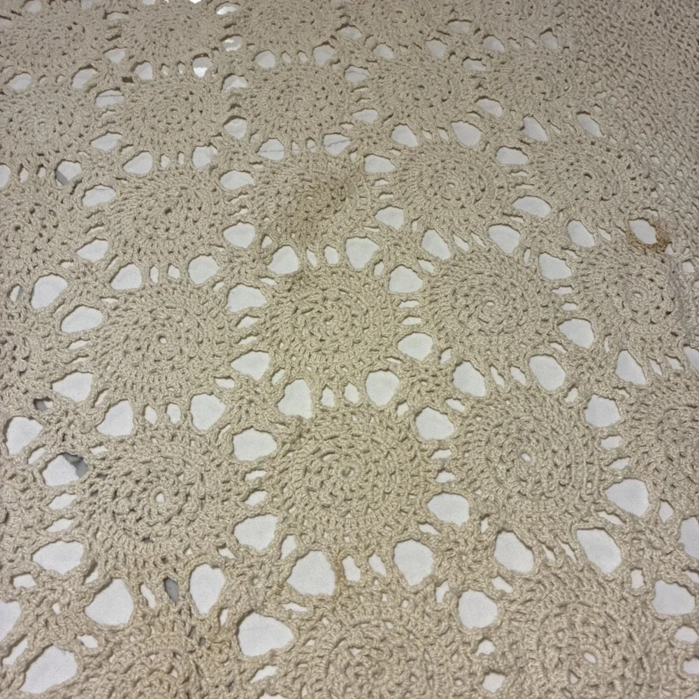Crochet Tablecloth Rectangle 36x54 Beige Unbranded.